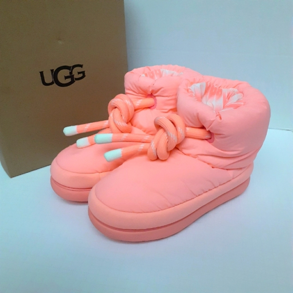 UGG Classic Short Maxi Boots Sz 8. - Picture 1 of 7
